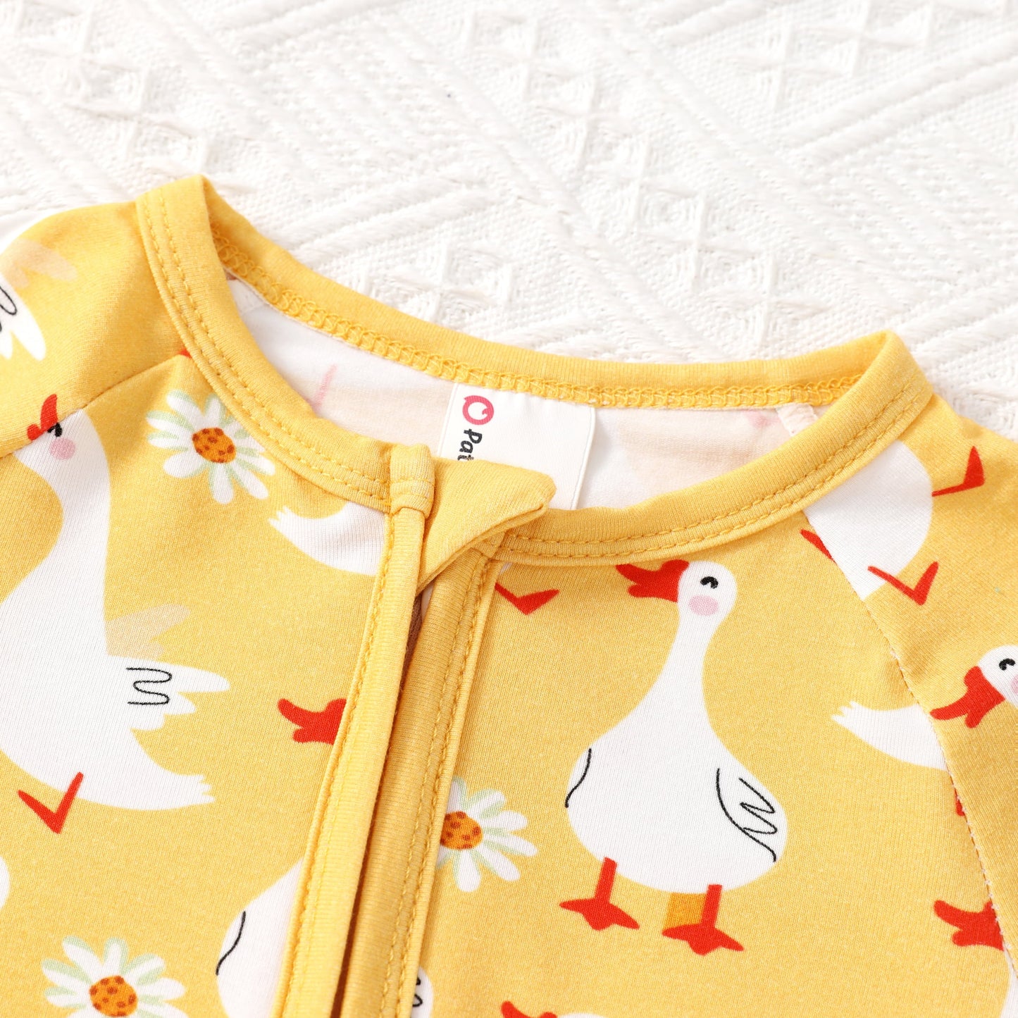 PatPat Bamboo Baby Pajamas Baby Boy Girl Pajamas Gift Snug Fit Long-Sleeved Zipper Baby Bodysuits for Newborn,0-3 Months