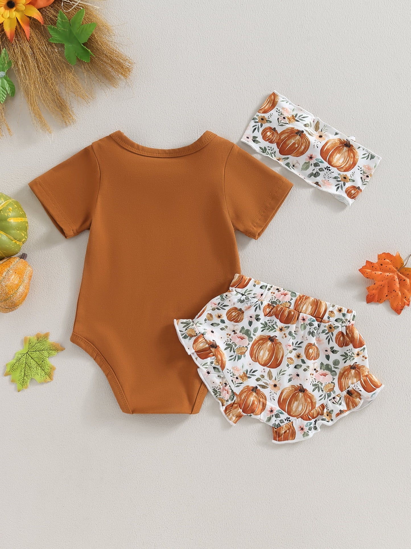 Canis 3-Piece Halloween Outfit for Baby Girls: Romper, Pumpkin Shorts, and Headband