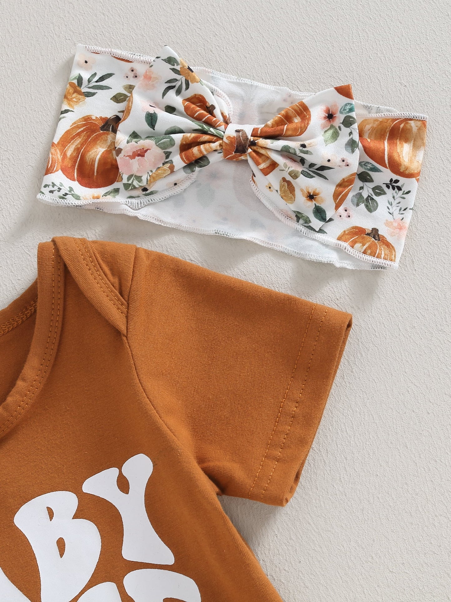 Canis 3-Piece Halloween Outfit for Baby Girls: Romper, Pumpkin Shorts, and Headband