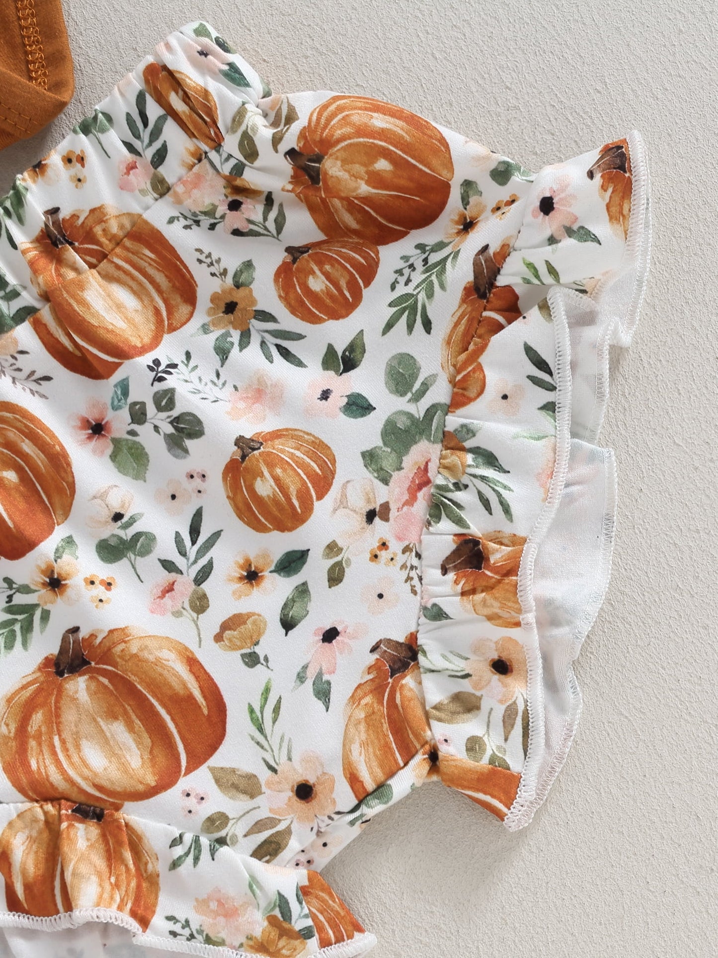 Canis 3-Piece Halloween Outfit for Baby Girls: Romper, Pumpkin Shorts, and Headband