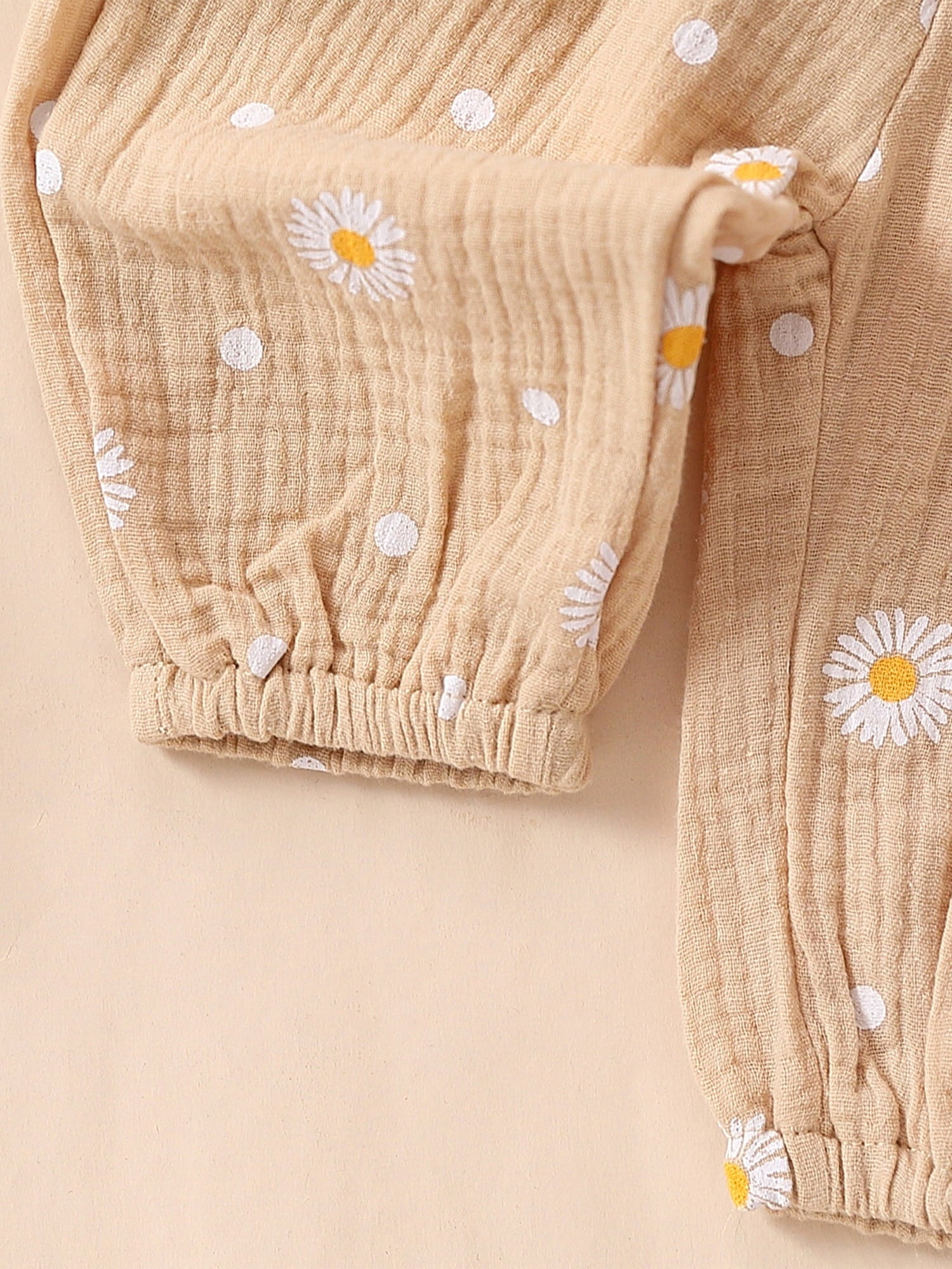 Qtinghua Newborn Baby Girls Fall Clothes Long Sleeve Ruffle Romper Daisy Print Belted Pants Headband Set Apricot 0-3 Months