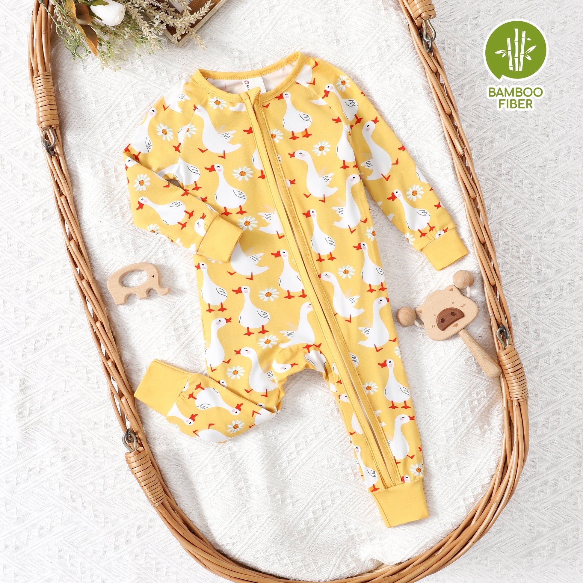 PatPat Bamboo Baby Pajamas Baby Boy Girl Pajamas Gift Snug Fit Long-Sleeved Zipper Baby Bodysuits for Newborn,0-3 Months